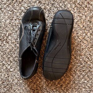 Clarks | Lace Up Shoes Black Size 8